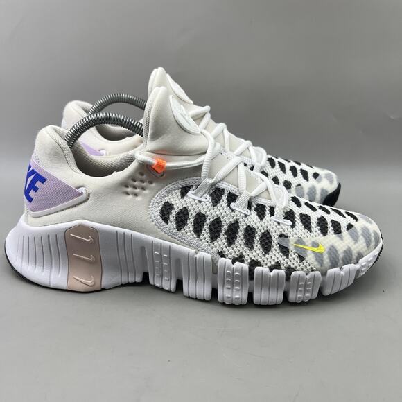 Women's 11.5 / Men's 10 - Nike Free Metcon 4 Zebra Print Training Sneakers Shoes - Picture 1 of 8